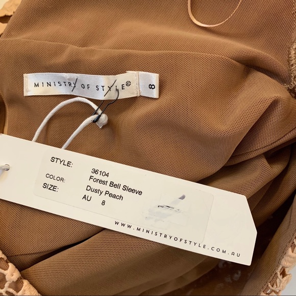 Ministry of Style Peach Lace Bell Sleeve Dress - Picture 7 of 11